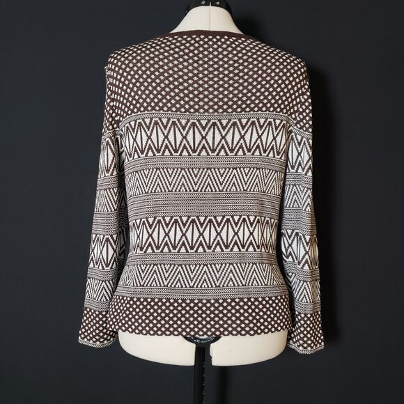 St. John Coll VTG White Cocoa Brown Sweater in Classic Geometric Knit Pattern 10 - Picture 3 of 12